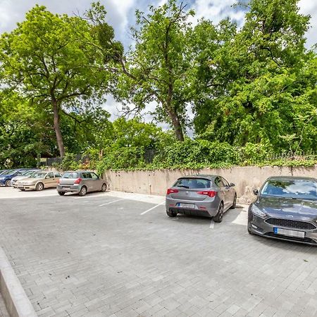 Terrace Apartments At City Park Budapest Exterior photo